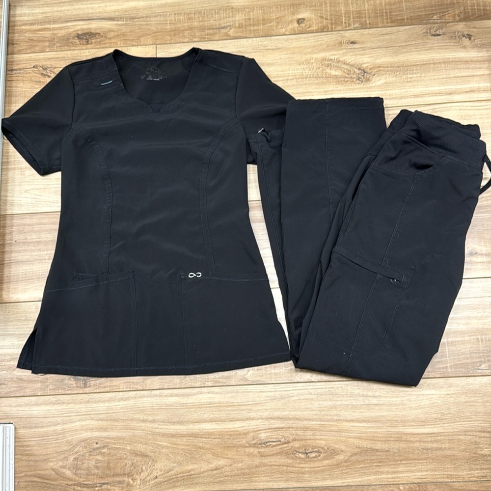 Women’s Cherokee Infinite Scrub Set - Black